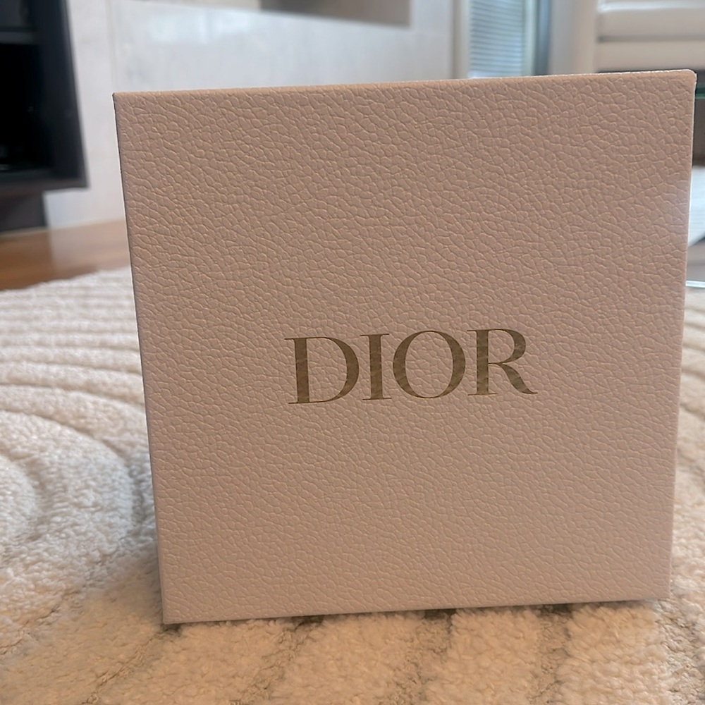 Dior box and wrapping paper
